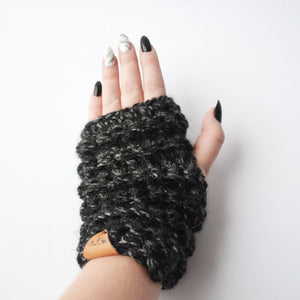 Crochet Pattern: Hella Chunky Handwarmers